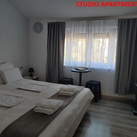 Apartments Miraflor, City Center Crikvenica Exterior photo