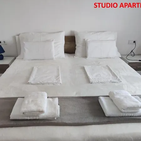 Apartments Miraflor, City Center Crikvenica Exterior photo