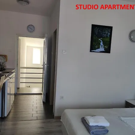 Apartments Miraflor, City Center Crikvenica Exterior photo