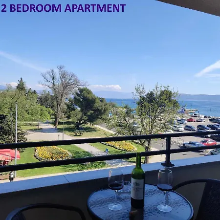 Apartments Miraflor, City Center Crikvenica Exterior photo